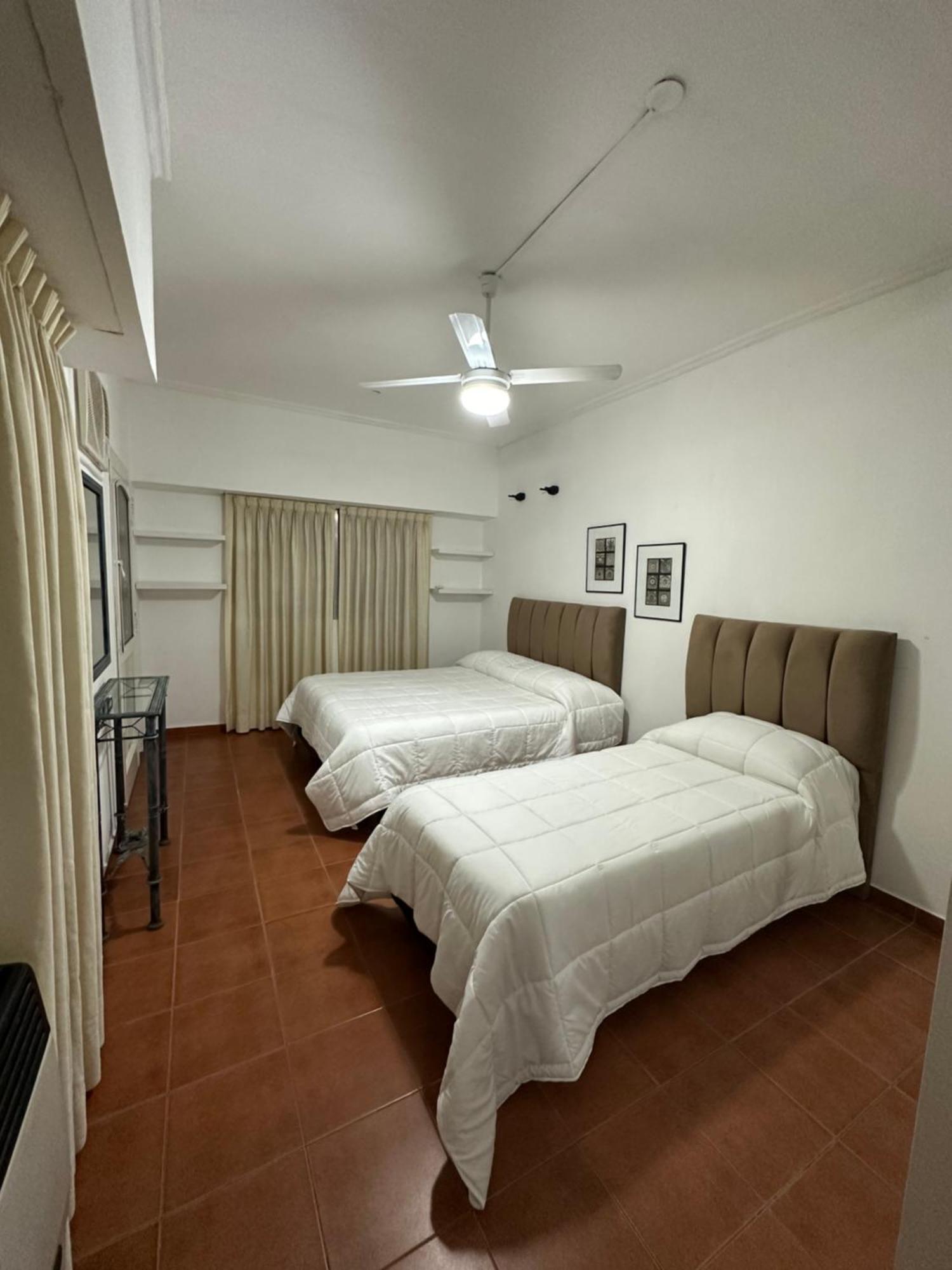 Отель Lpr Express Eze Airport Монте-Гранде Экстерьер фото